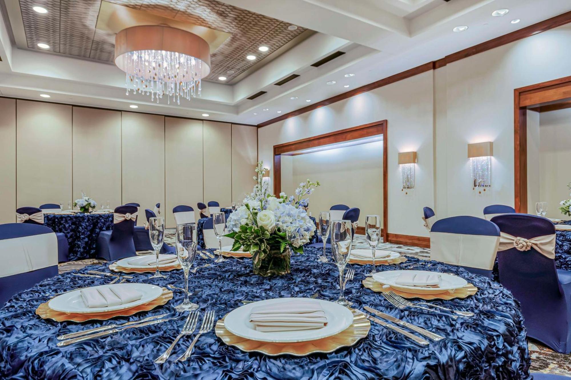 Embassy Suites Houston - Downtown מראה חיצוני תמונה